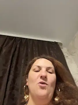 Snapshot of Taisia_W chatting on 5, 12, 2025 Taisia W online show from 5, 12, 2025