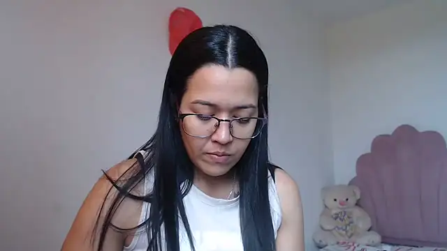 lady hot2xx online show from 31, 10, 2025