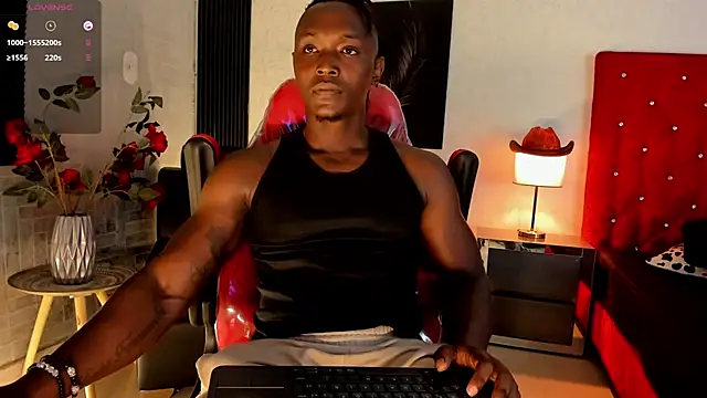 Snapshot of DannSmmith chatting on 21, 10, 2025 DannSmmith online show from 21, 10, 2025