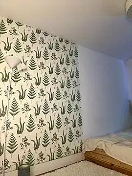 Marie Diaze online show from 2, 12, 2024