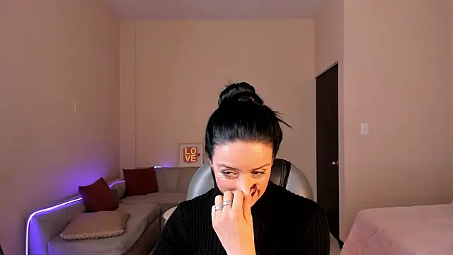 Kristen Garner online show from 26, 5, 2026