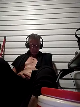 CoordinatedCheese1 online show from 29, 7, 2026