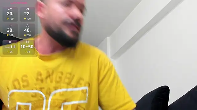 Snapshot of musclemonster31 chatting on 10, 6, 2026 musclemonster31 online show from 10, 6, 2026