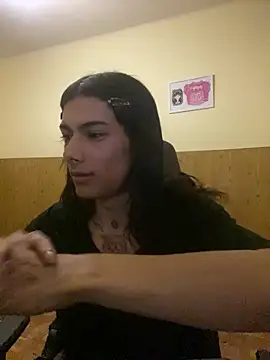 calliemaggotbone online show from 8, 4, 2026