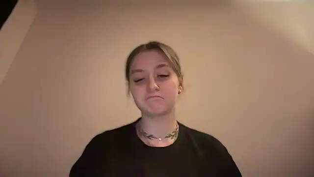 Snapshot of Isabel-Bailey chatting on 8, 1, 2025 Isabel-Bailey online show from 8, 1, 2025