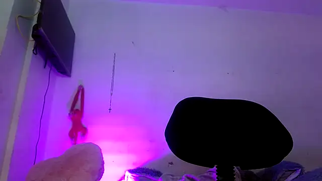 Snapshot of Katty_fox69 chatting on 25, 1, 2025 Katty fox69 online show from 25, 1, 2025