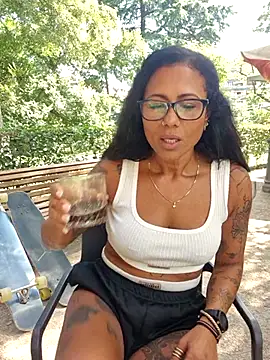 Allana Squirt online show from 9, 9, 2025