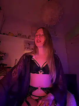 VeraSerephina online show from 7, 6, 2026