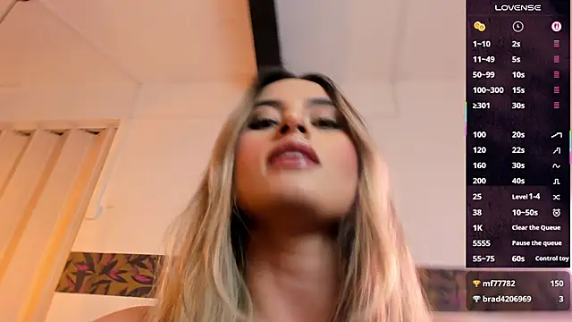 KiaraCarter online show from 20, 11, 2025