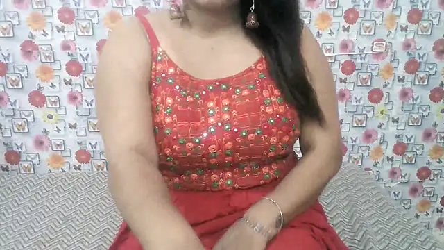 Snapshot of Lusty_Wife1 chatting on 19, 6, 2026 Lusty Wife1 online show from 19, 6, 2026