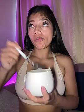 AgathaGeorgiou online show from 21, 4, 2026