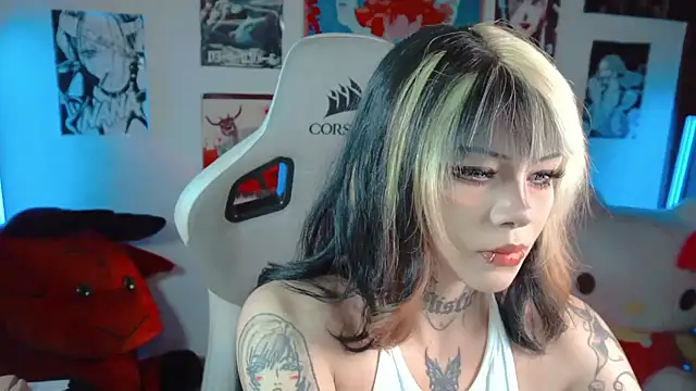 Deadly Doll online show from 10, 10, 2025