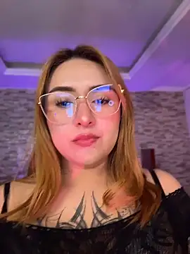 Snapshot of vanesaa_blake chatting on 5, 5, 2026 vanesaa blake online show from 5, 5, 2026