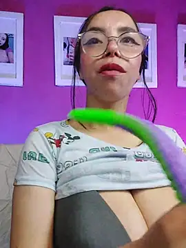Snapshot of valentina_swallow chatting on 14, 3, 2026 valentina swallow online show from 14, 3, 2026