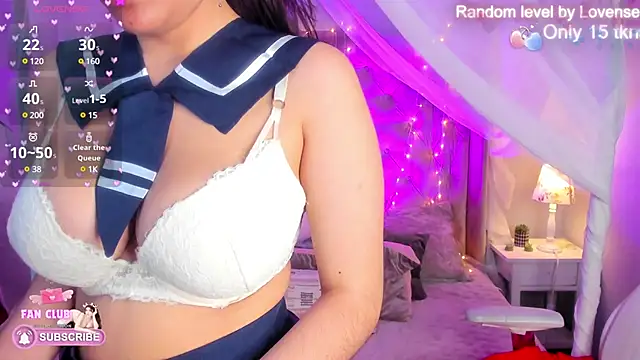 Snapshot of Ellie_Jhonson__ chatting on 4, 1, 2025 Ellie Jhonson online show from 4, 1, 2025