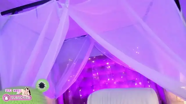 Snapshot of Ellie_Jhonson__ chatting on 3, 2, 2025 Ellie Jhonson online show from 3, 2, 2025