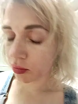 Snapshot of Linda_Gregory chatting on 3, 11, 2025 Linda Gregory online show from 3, 11, 2025