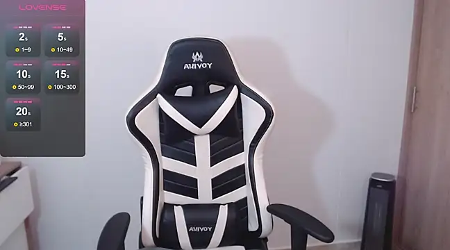 Snapshot of alice_middlee chatting on 26, 2, 2025 alice middlee online show from 26, 2, 2025