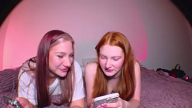 Snapshot of MiaKeler chatting on 14, 12, 2024 MiaKeler online show from 14, 12, 2024