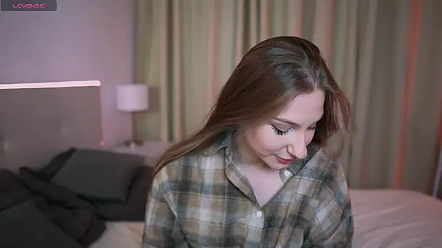 Snapshot of MiaKeler chatting on 27, 2, 2025 MiaKeler online show from 27, 2, 2025