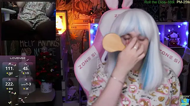 ShiroiFubuki online show from 12, 12, 2024