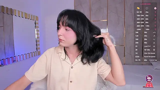 Jiggly   online show from 25, 3, 2026