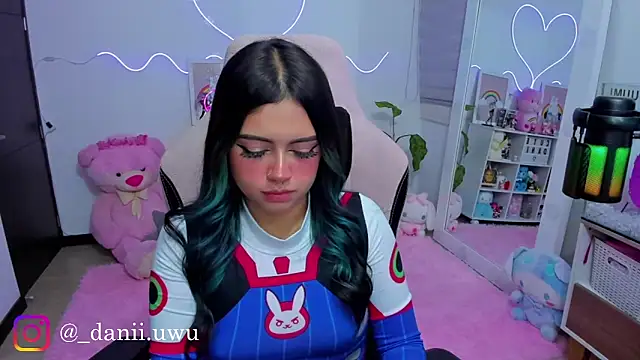 CuteDani  online show from 28, 2, 2026