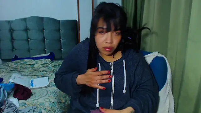 AmaraRoberts420 online show from 10, 2, 2026