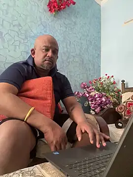 Dick 6inches online show from 6, 3, 2026