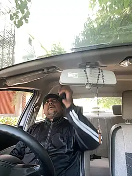 Dick 6inches online show from 15, 4, 2026