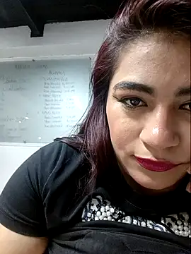 Snapshot of silvia_lane chatting on 12, 2, 2026 silvia lane online show from 12, 2, 2026