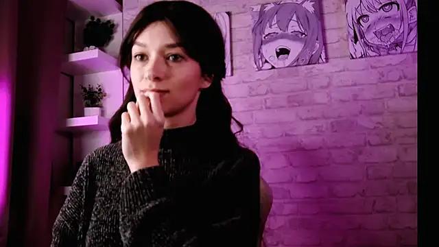 Snapshot of VivianLy_ chatting on 24, 11, 2025 VivianLy online show from 24, 11, 2025