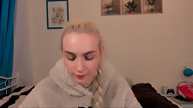 Snapshot of OliviaKisss chatting on 19, 4, 2026 OliviaKisss online show from 19, 4, 2026