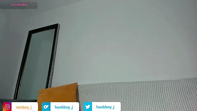 FitnessMaleModel online show from 5, 10, 2025