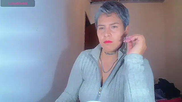Yessi rousse online show from 29, 5, 2026
