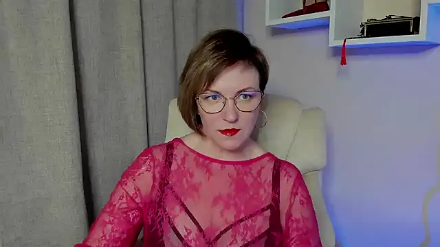 Snapshot of feliziaDesire chatting on 15, 5, 2026 feliziaDesire online show from 15, 5, 2026