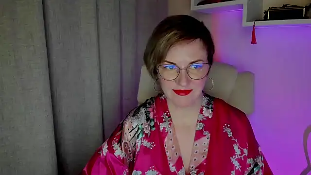 Snapshot of feliziaDesire chatting on 13, 6, 2026 feliziaDesire online show from 13, 6, 2026