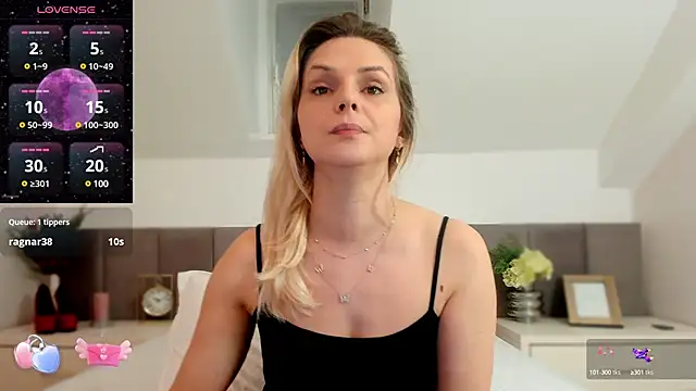 Snapshot of AshleyStorm_ chatting on 8, 2, 2025 AshleyStorm online show from 8, 2, 2025
