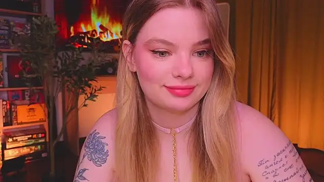 Snapshot of Hottie_Jane chatting on 9, 11, 2025 Hottie Jane online show from 9, 11, 2025