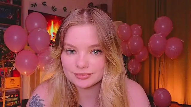 Snapshot of Hottie_Jane chatting on 14, 12, 2025 Hottie Jane online show from 14, 12, 2025