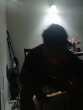 hungpenis210 online show from 18, 5, 2026