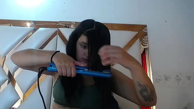 nathaly low1 online show from 13, 4, 2026