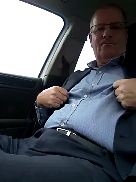 stiffandlubedxh online show from 18, 2, 2025