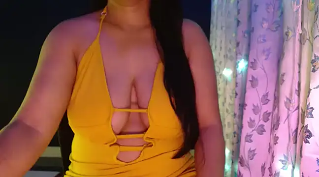 Snapshot of janifer001 chatting on 26, 12, 2024 janifer001 online show from 26, 12, 2024