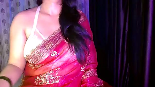 Snapshot of janifer001 chatting on 19, 11, 2025 janifer001 online show from 19, 11, 2025