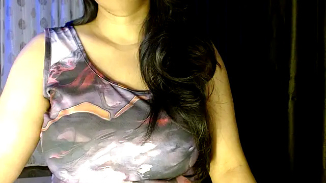 Snapshot of janifer001 chatting on 7, 2, 2026 janifer001 online show from 7, 2, 2026