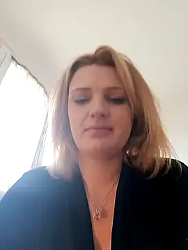 marilynecoquine online show from 22, 1, 2025