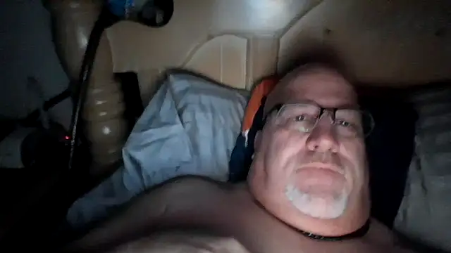 Snapshot of Bigbear0563 chatting on 18, 1, 2026 Bigbear0563 online show from 18, 1, 2026