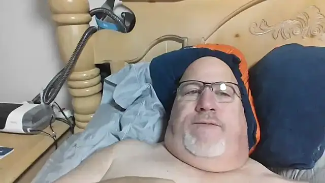 Snapshot of Bigbear0563 chatting on 2, 2, 2026 Bigbear0563 online show from 2, 2, 2026