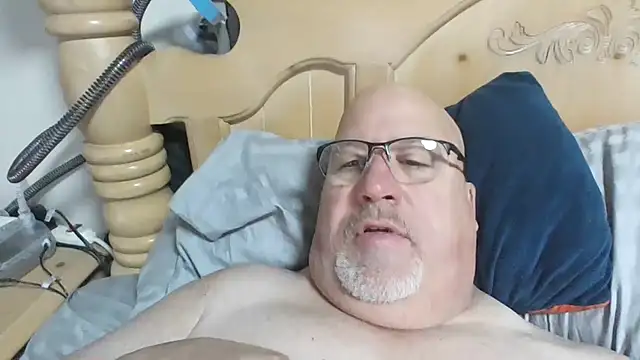 Snapshot of Bigbear0563 chatting on 16, 2, 2026 Bigbear0563 online show from 16, 2, 2026